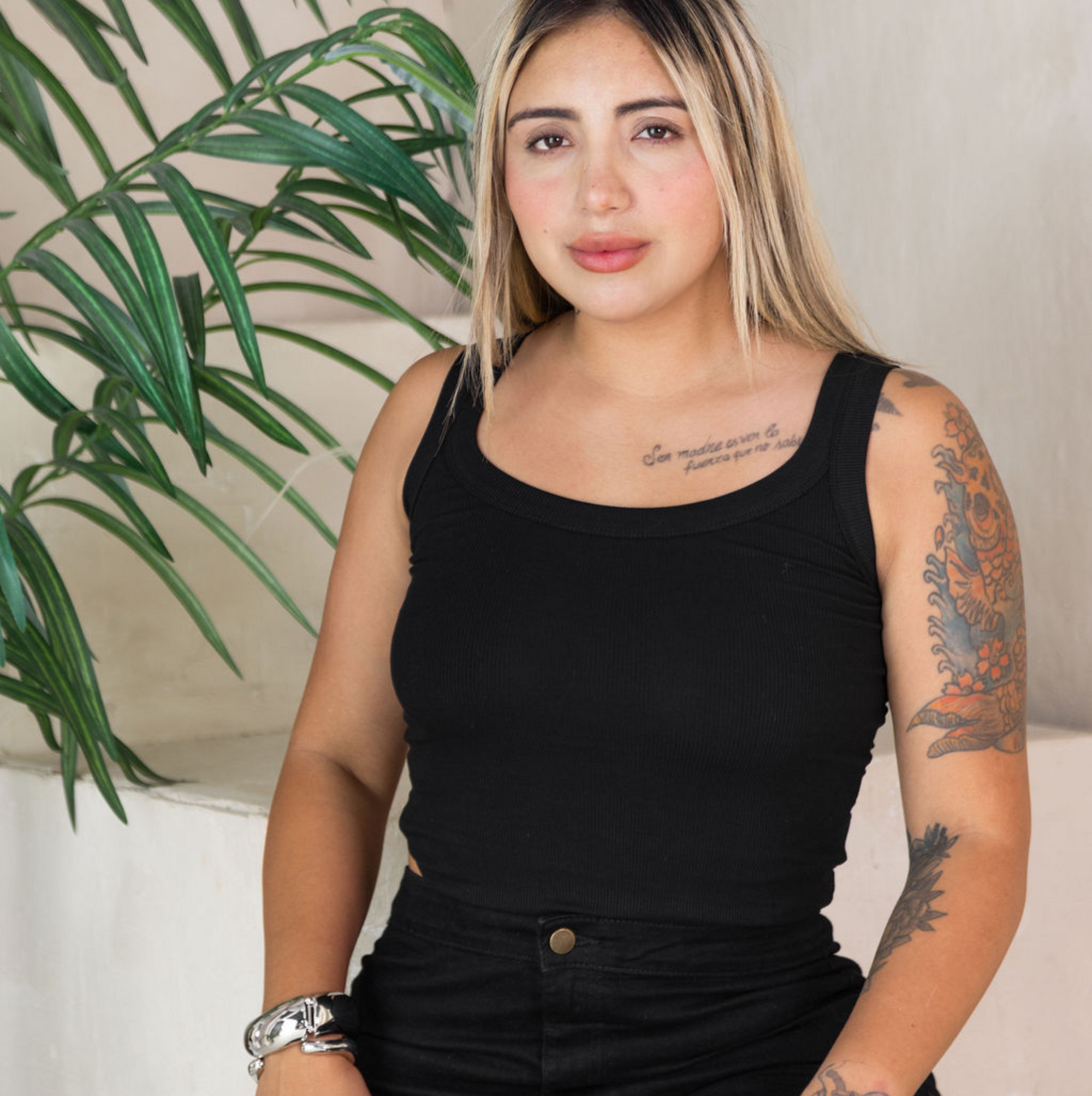 BLACK TANK TOP