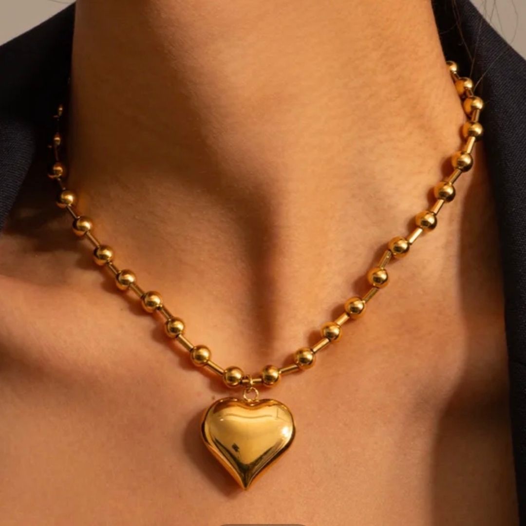 GOLD HEARTY NECKLACE